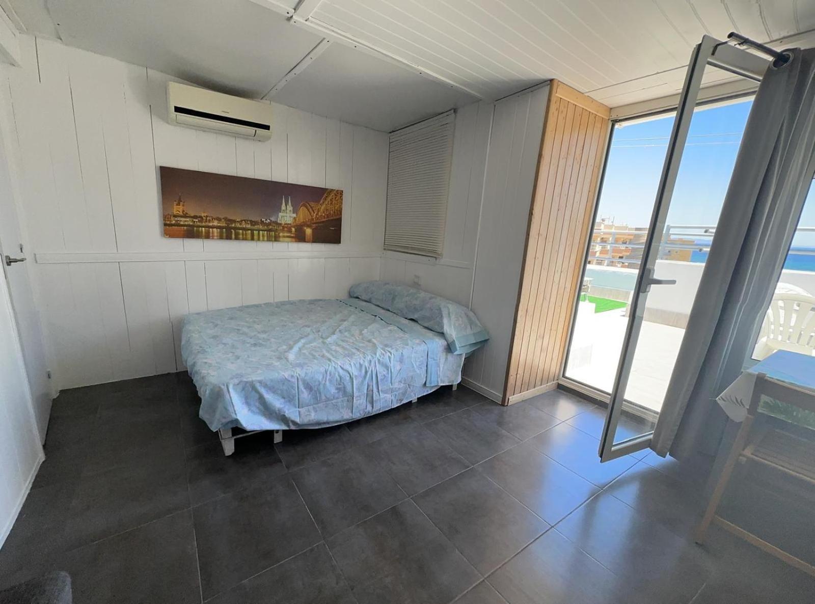 Estudio Atico En Urbanizacion Рокетас-де-Мар Экстерьер фото